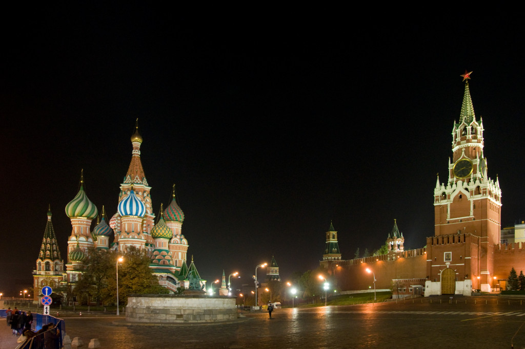 Zurück in Moskau, der rote Platz bei Nacht