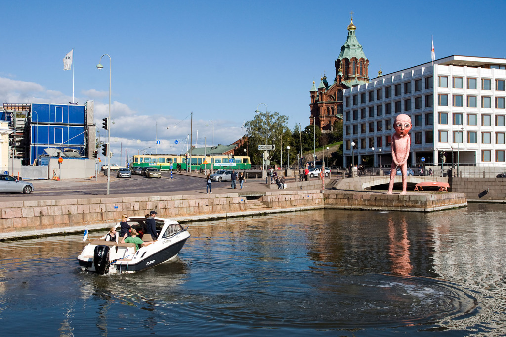 Ein sonniger Samstag in Helsinki – wer es sich leisten kann, fährt mit dem Boot zum Einkauf