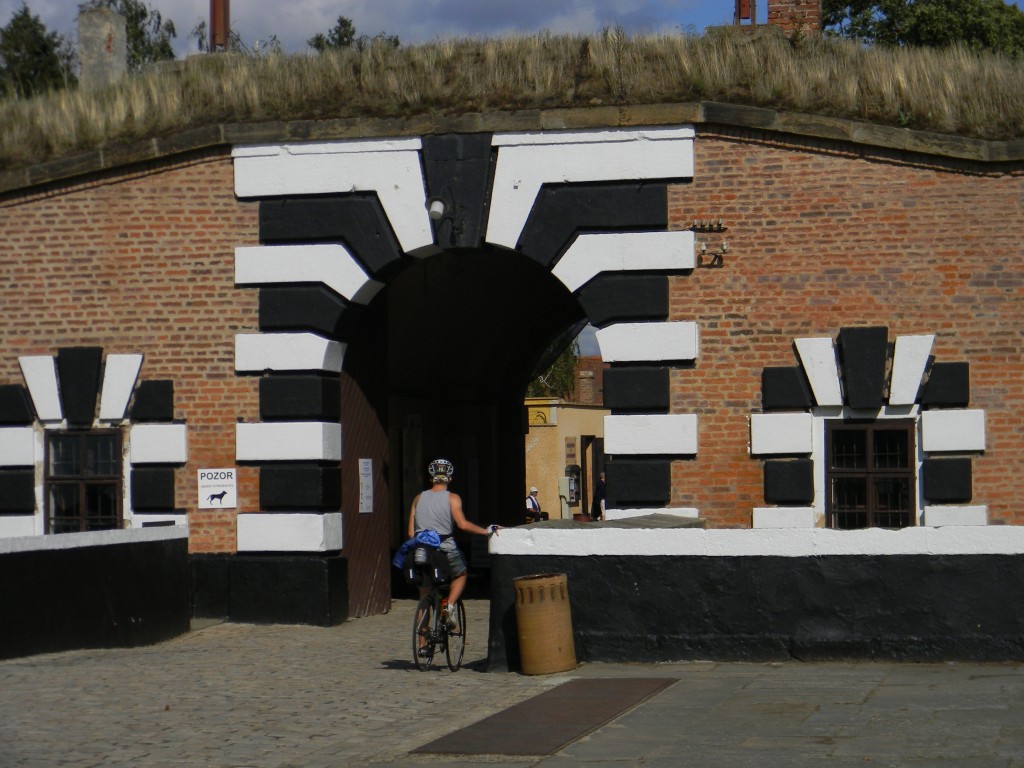 Eingangsportal des KZ Theresienstadt