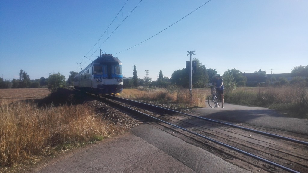 Radweg kreuzt Bahn