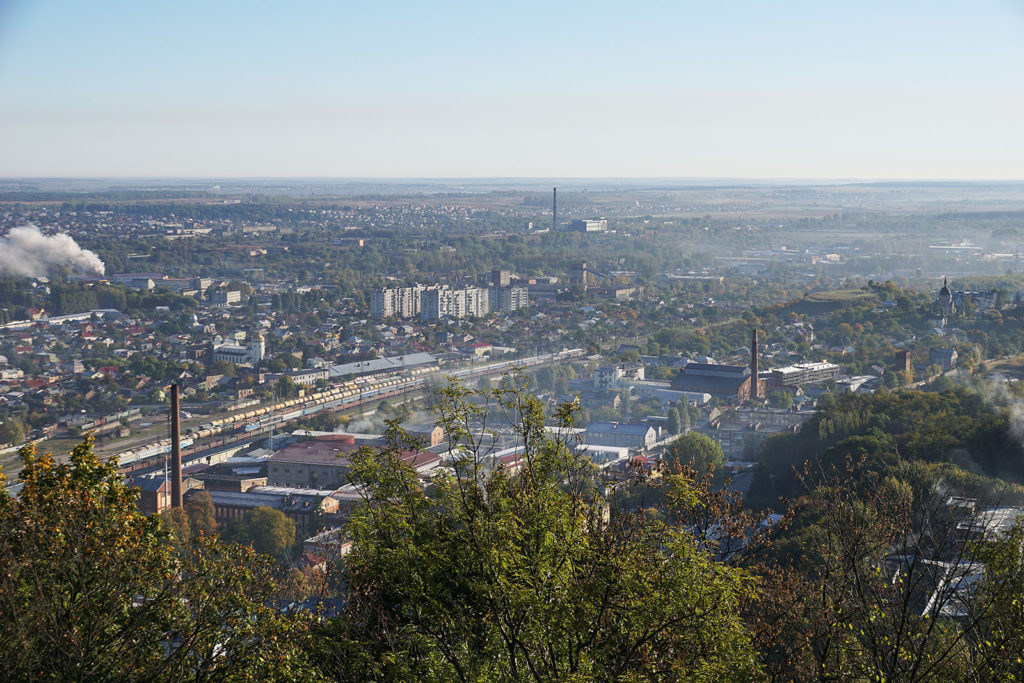 Blick vom Lemberger Hausberg auf den Westteil der Stadt